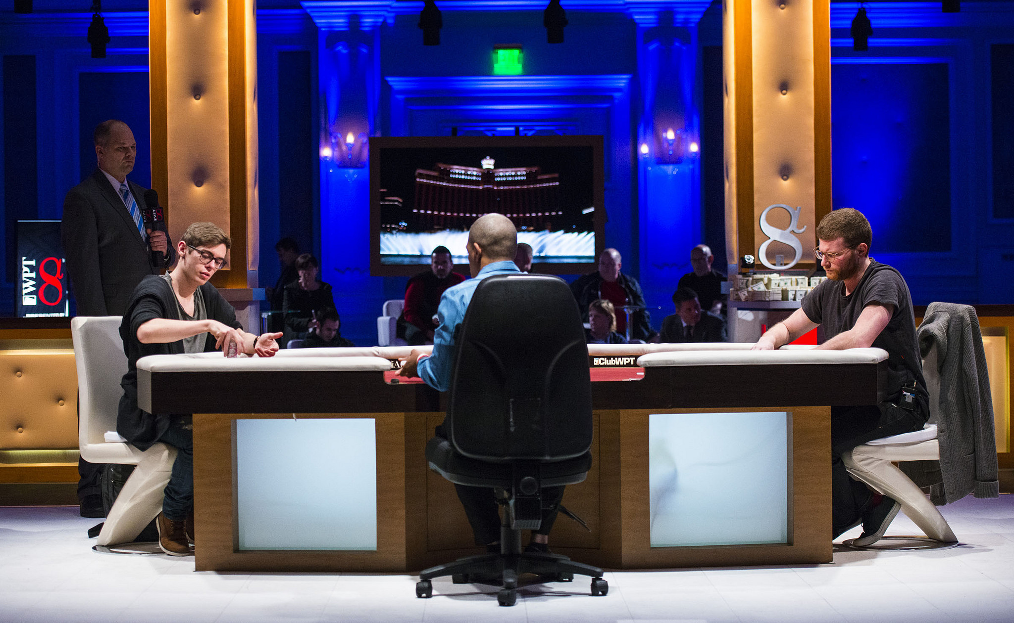 Как выбрать игровой стол в покерном клубе или казино?