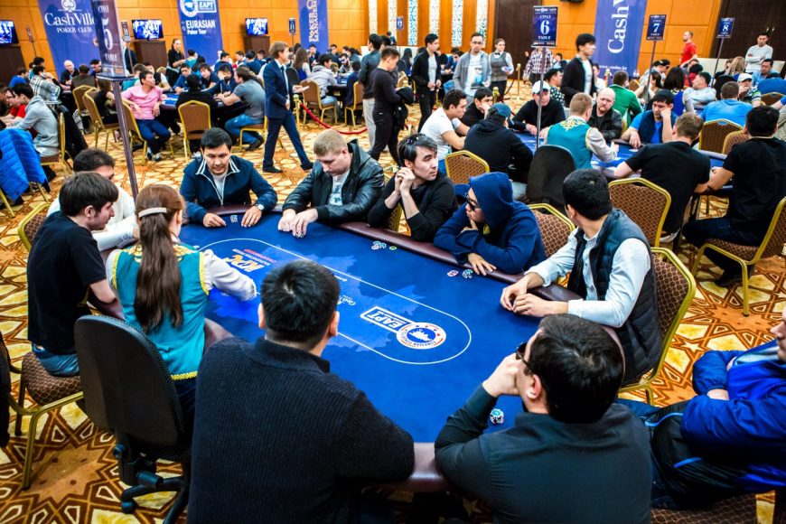 Онлайн игры покер в казахстане стратегии турнирный покер онлайн