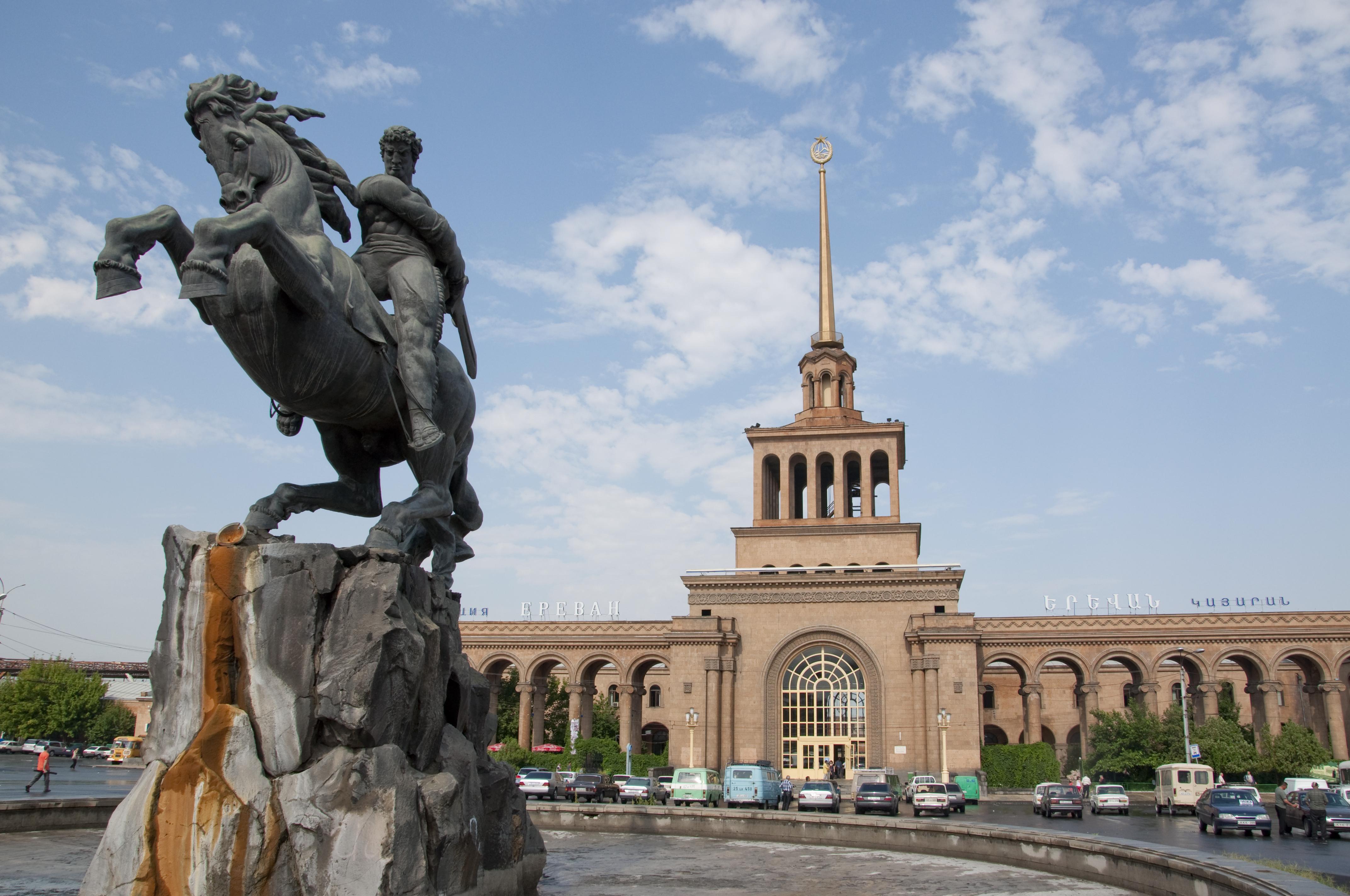 «Шангри-Ла», Ереван: турнир с гарантией $15,000 в мае